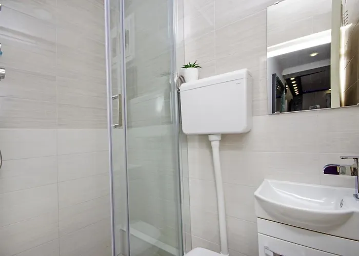 Naomi アパート スプリト