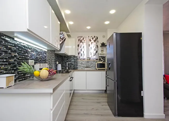 アパート Naomi *