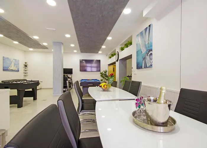 アパート Naomi *