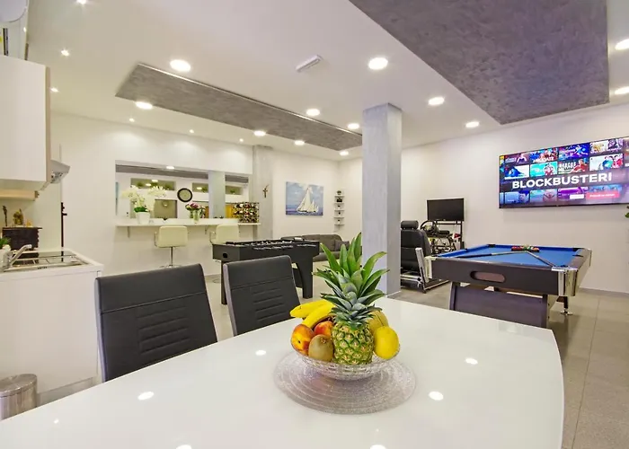 アパート Naomi *