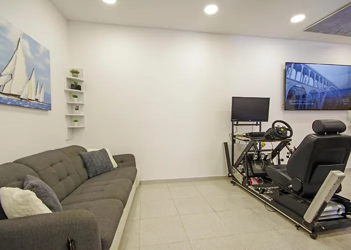 Naomi アパート スプリト