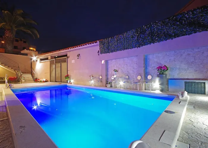 アパート Naomi *