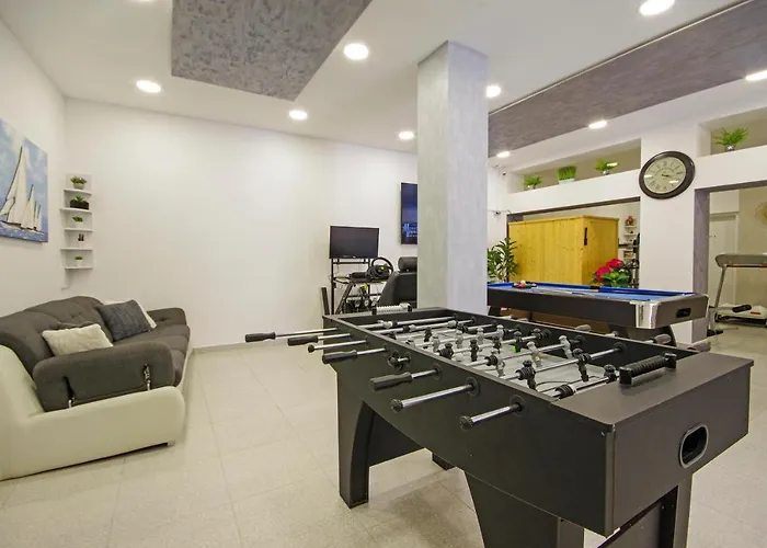 Naomi アパート スプリト