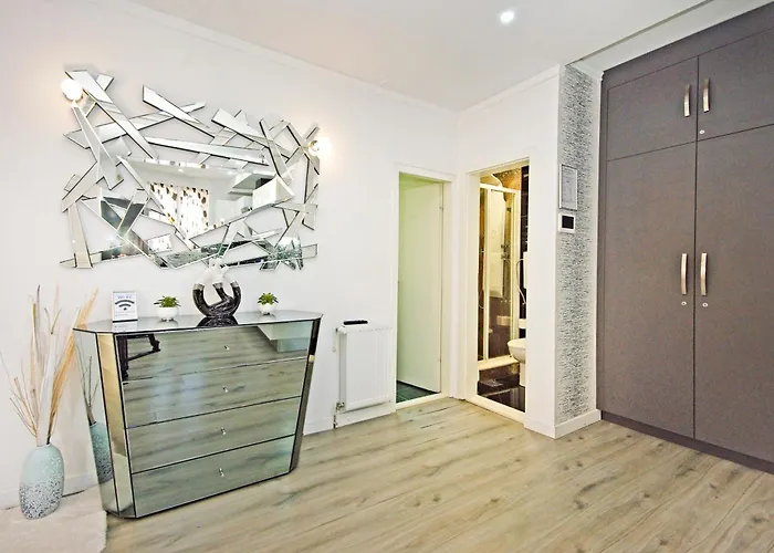 Naomi アパート スプリト