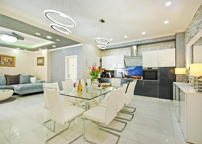 Naomi * スプリト